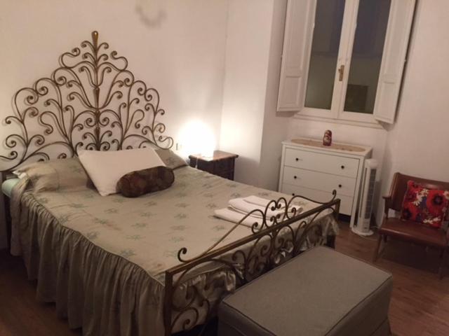 Double Large Room In Santo Spirito Oltrarno Florença Exterior foto